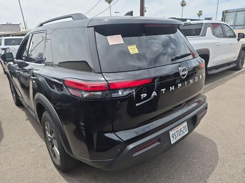 Black 2025 Nissan Pathfinder SV
