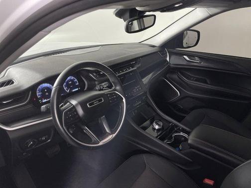 2021 Jeep Grand Cherokee L Laredo