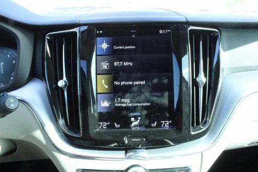 2021 Volvo XC60 T5 Momentum
