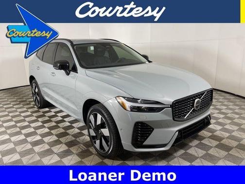 2025 Volvo XC60 Plug-In Hybrid T8 Plus