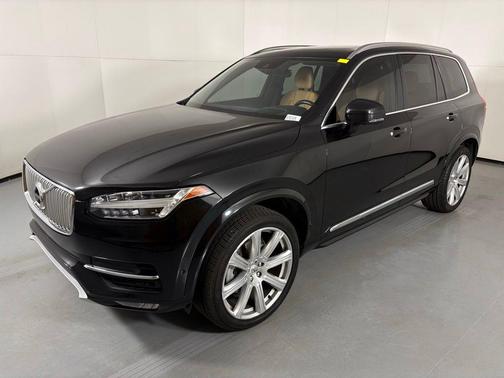 2017 Volvo XC90 T6 Inscription