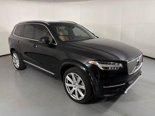 2017 Volvo XC90 T6 Inscription