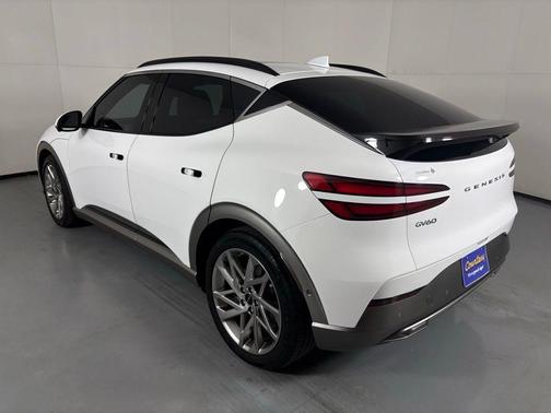 Alta White 2023 Genesis GV60 Advanced