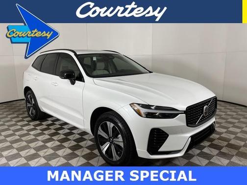 2025 Volvo XC60 Plug-In Hybrid T8 Core