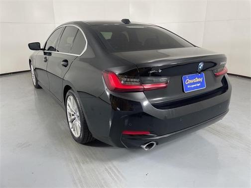 2024 BMW 330e 330e