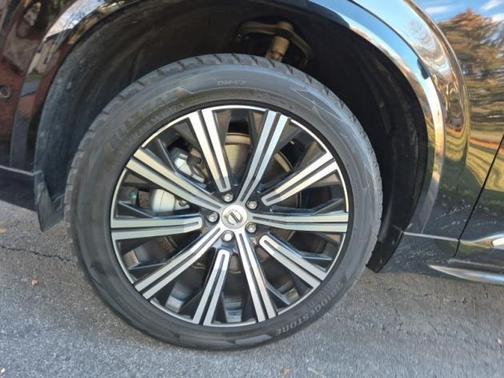 2024 Volvo XC90 B6 Plus Bright Theme 7-Seater