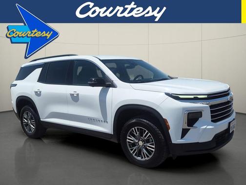 Summit White 2024 Chevrolet Traverse LT