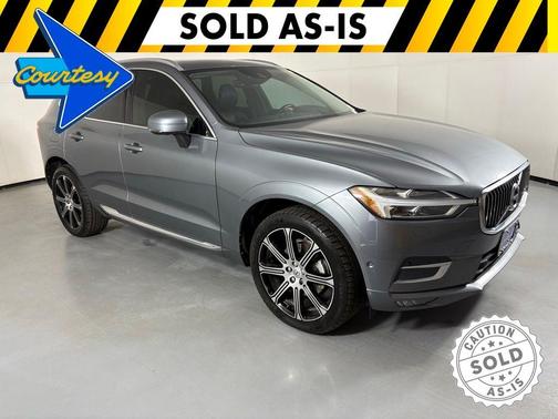 Gray Metallic 2018 Volvo XC60 T5 Inscription