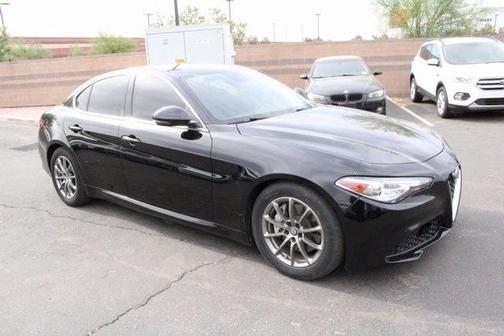 2018 Alfa Romeo Giulia Base