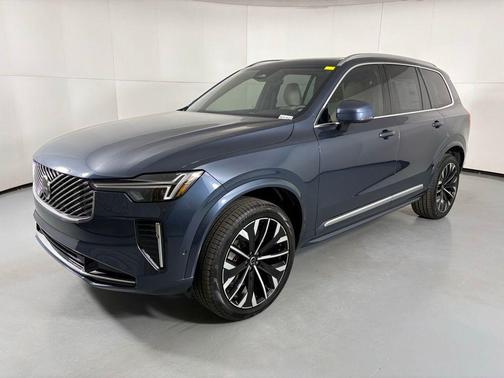 2026 Volvo XC90 B5 Plus 7-Seater