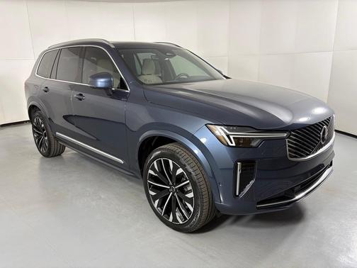 2026 Volvo XC90 B5 Plus 7-Seater