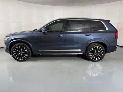 2026 Volvo XC90 B5 Plus 7-Seater