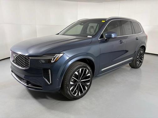 2026 Volvo XC90 B5 Plus 7-Seater