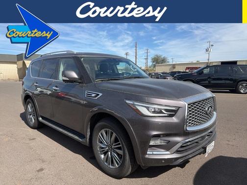 2024 INFINITI QX80 Luxe