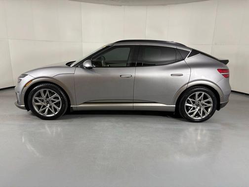 Savile Silver 2023 Genesis GV60 Advanced