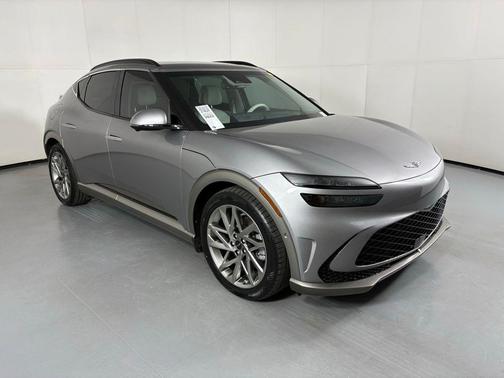 Savile Silver 2023 Genesis GV60 Advanced