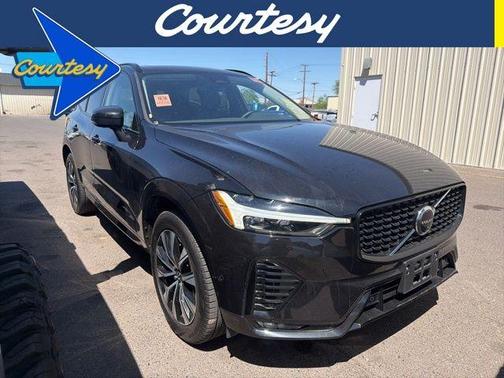 Onyx Black Metallic 2025 Volvo XC60 B5 Plus