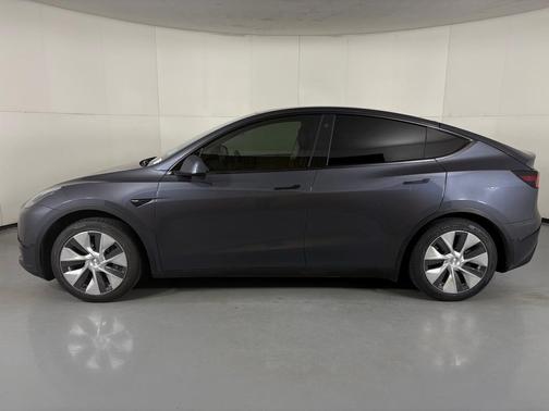 2021 Tesla Model Y Standard Range