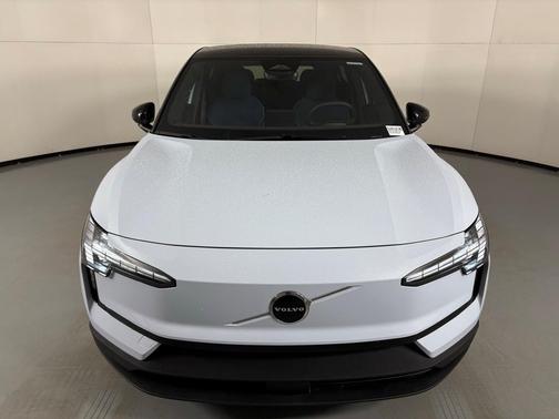 2026 Volvo EX30 Twin Motor Plus