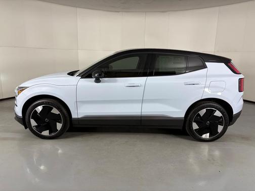 2026 Volvo EX30 Twin Motor Plus