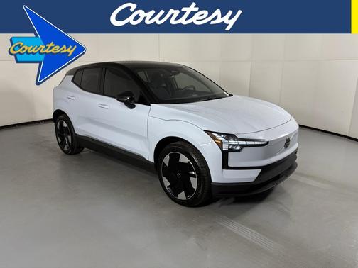 2026 Volvo EX30 Twin Motor Plus