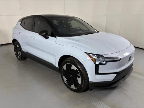 2026 Volvo EX30 Twin Motor Plus