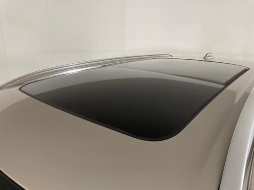 2025 Volvo XC90 B5 Plus