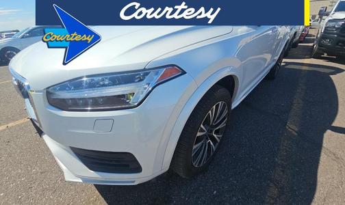 2021 Volvo XC90 T5 Momentum 7 Passenger
