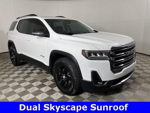 2023 GMC Acadia AT4