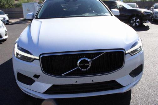 2021 Volvo XC60 T5 Momentum