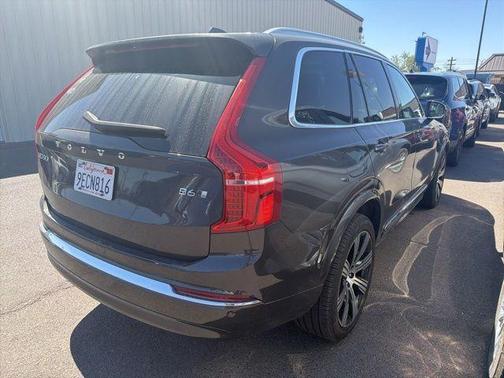 Platinum Gray Metallic 2023 Volvo XC90 B6 Ultimate 6-Seater