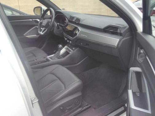 2023 Audi Q3 45 S line Premium