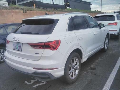 2023 Audi Q3 45 S line Premium