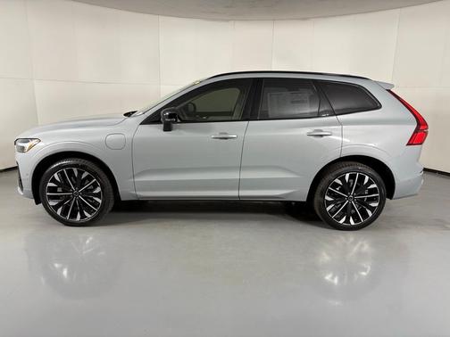 2026 Volvo XC60 Plug-In Hybrid T8 Ultra