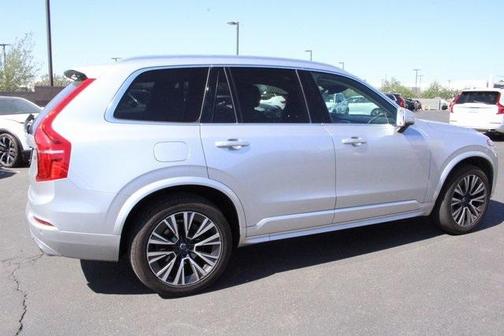2020 Volvo XC90 T5 Momentum 7 Passenger