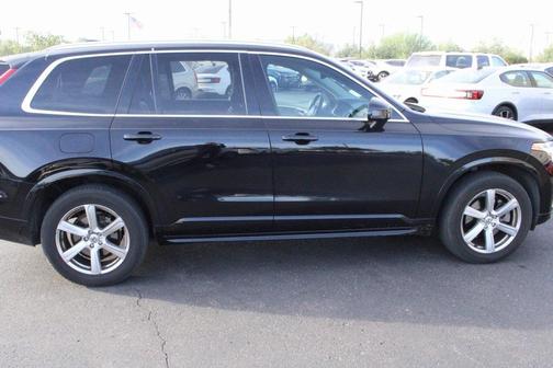 2020 Volvo XC90 T6 Momentum 6 Passenger