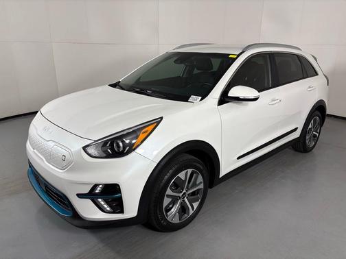 Snow White Pearl 2022 Kia Niro EV S