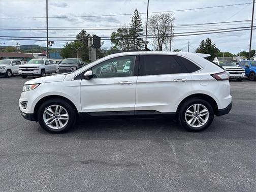 White Platinum Metallic Tri-Coat 2017 Ford Edge SEL