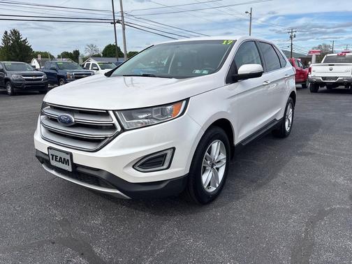 White Platinum Metallic Tri-Coat 2017 Ford Edge SEL