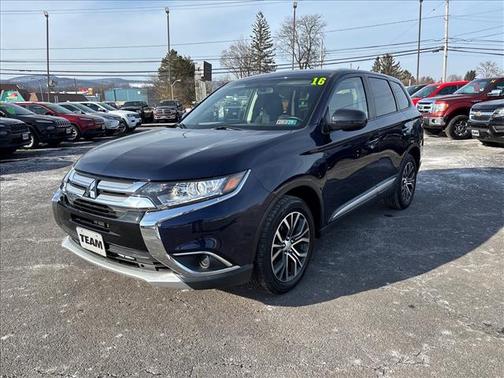 2016 Mitsubishi Outlander ES