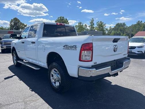 2022 RAM 2500 Tradesman Crew Cab 4x4 6'4' Box