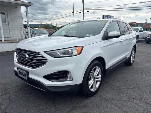 White Platinum Metallic Tri-Coat 2019 Ford Edge SEL