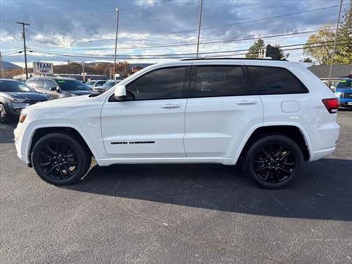 2017 Jeep Grand Cherokee Altitude