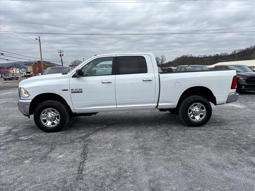 2018 RAM 2500 SLT Crew Cab 4x4 6'4' Box