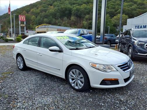 2010 Volkswagen CC Sport
