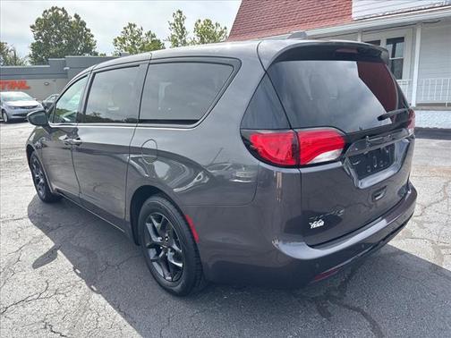2018 Chrysler Pacifica Touring Plus