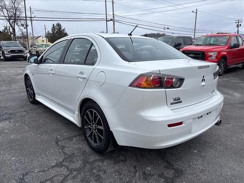 2017 Mitsubishi Lancer ES