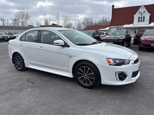 2017 Mitsubishi Lancer ES