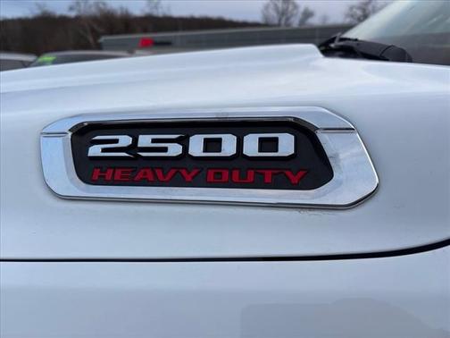 2023 RAM 2500 Big Horn Crew Cab 4x4 6'4' Box