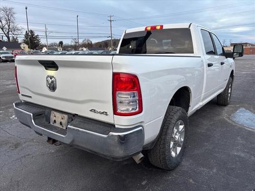 2023 RAM 2500 Big Horn Crew Cab 4x4 6'4' Box